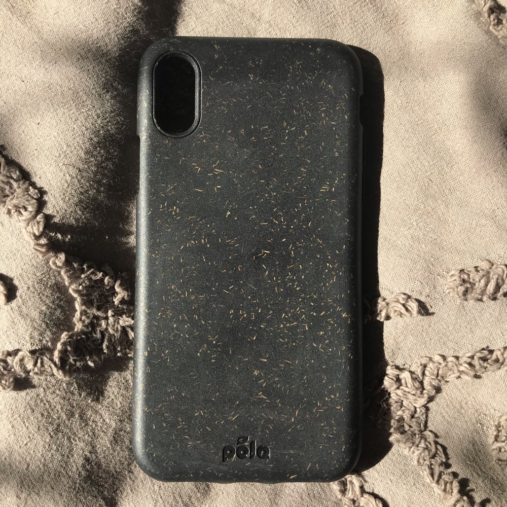Black I phone X pela case